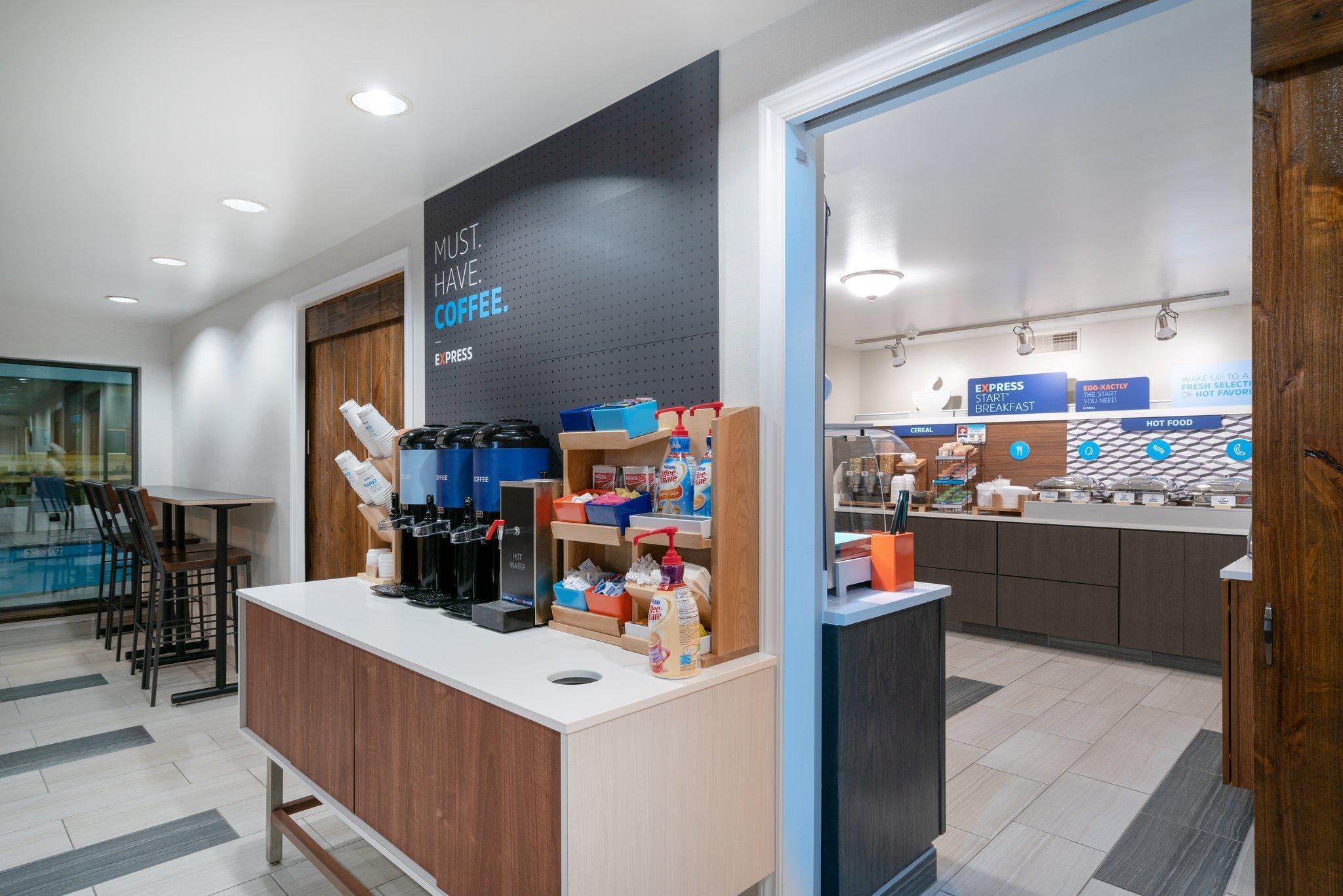 Holiday Inn Express Hotel & Suites Elkins By Ihg Exterior foto